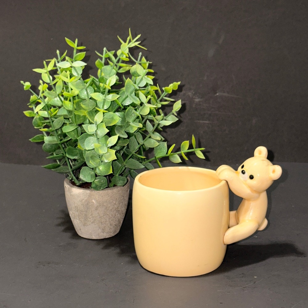 Vtg Norcrest Japan 3-D Teddy Bear Handle Ceramic Mug Cream BA634
